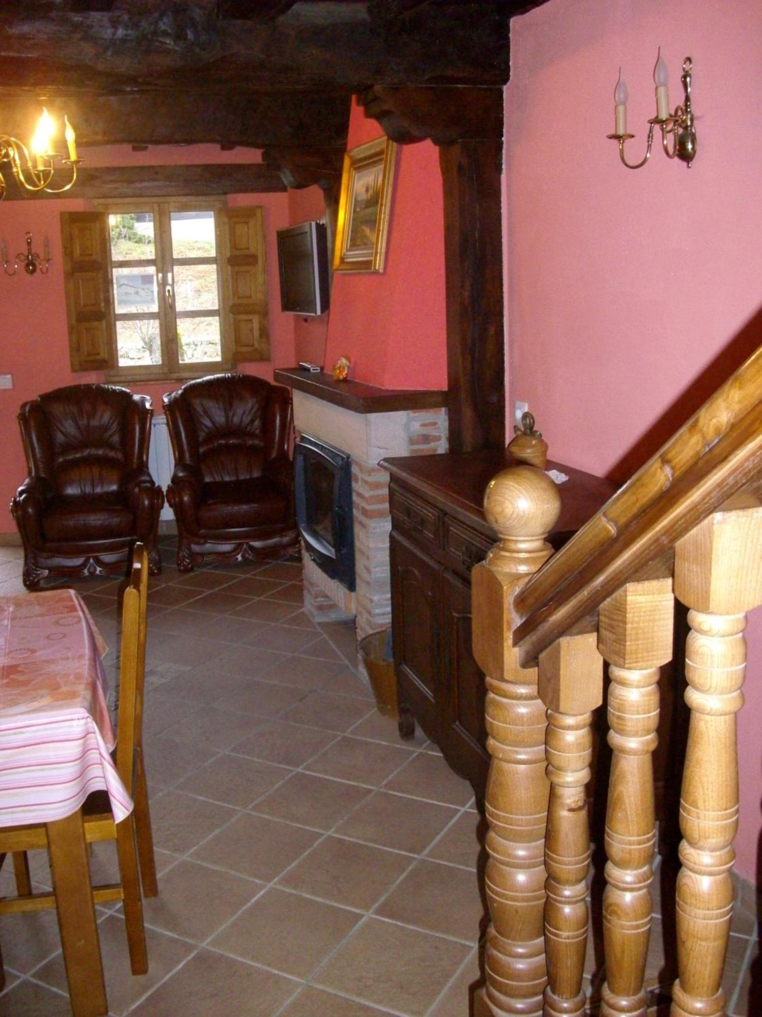 Casa Rural La Torre De Espinama Exterior foto